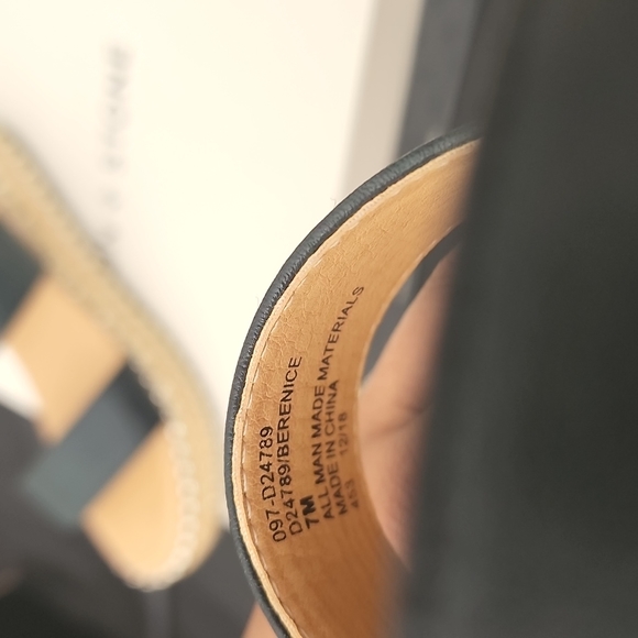 SANDALS - Picture 2 of 6